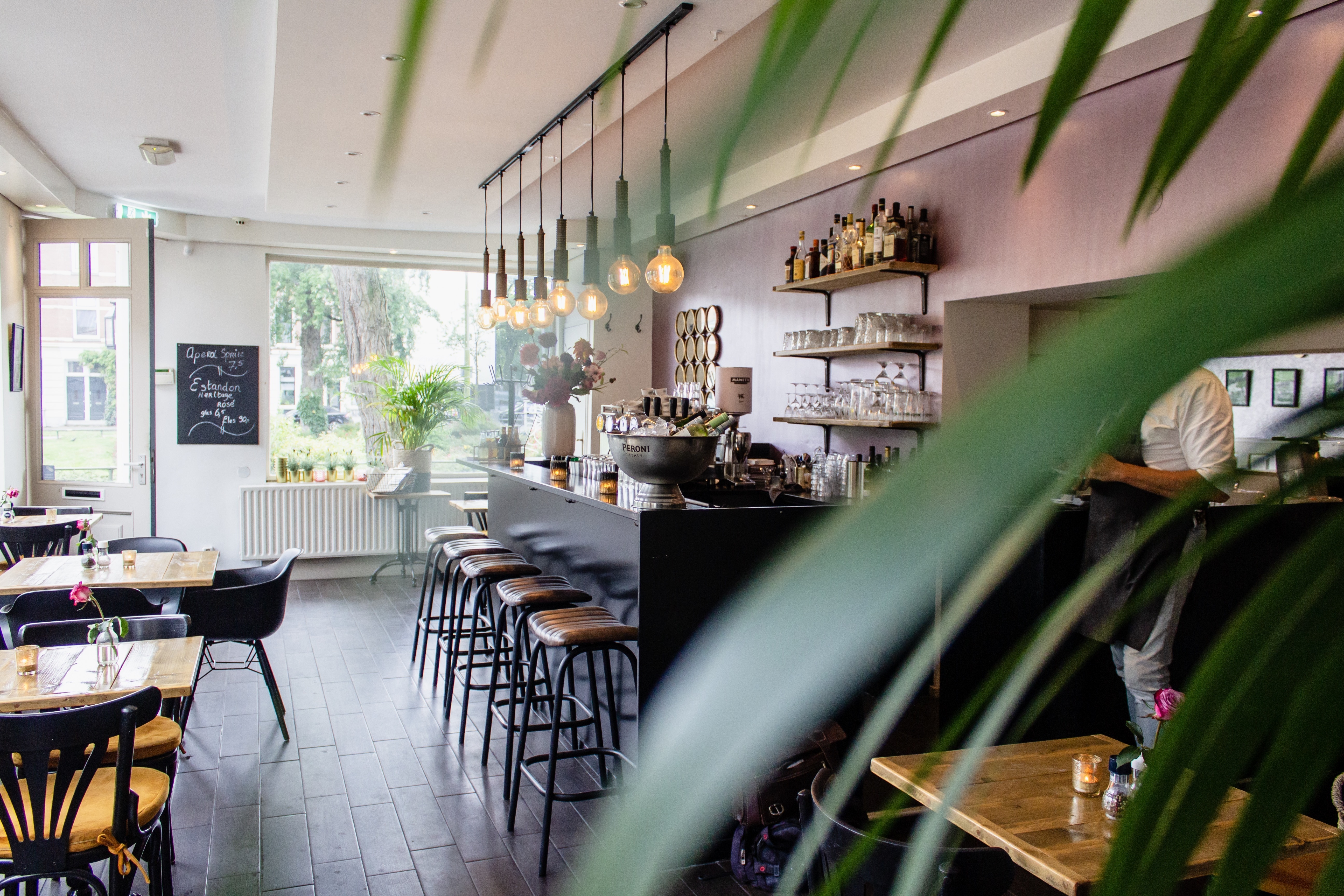 interior de una cafeteria